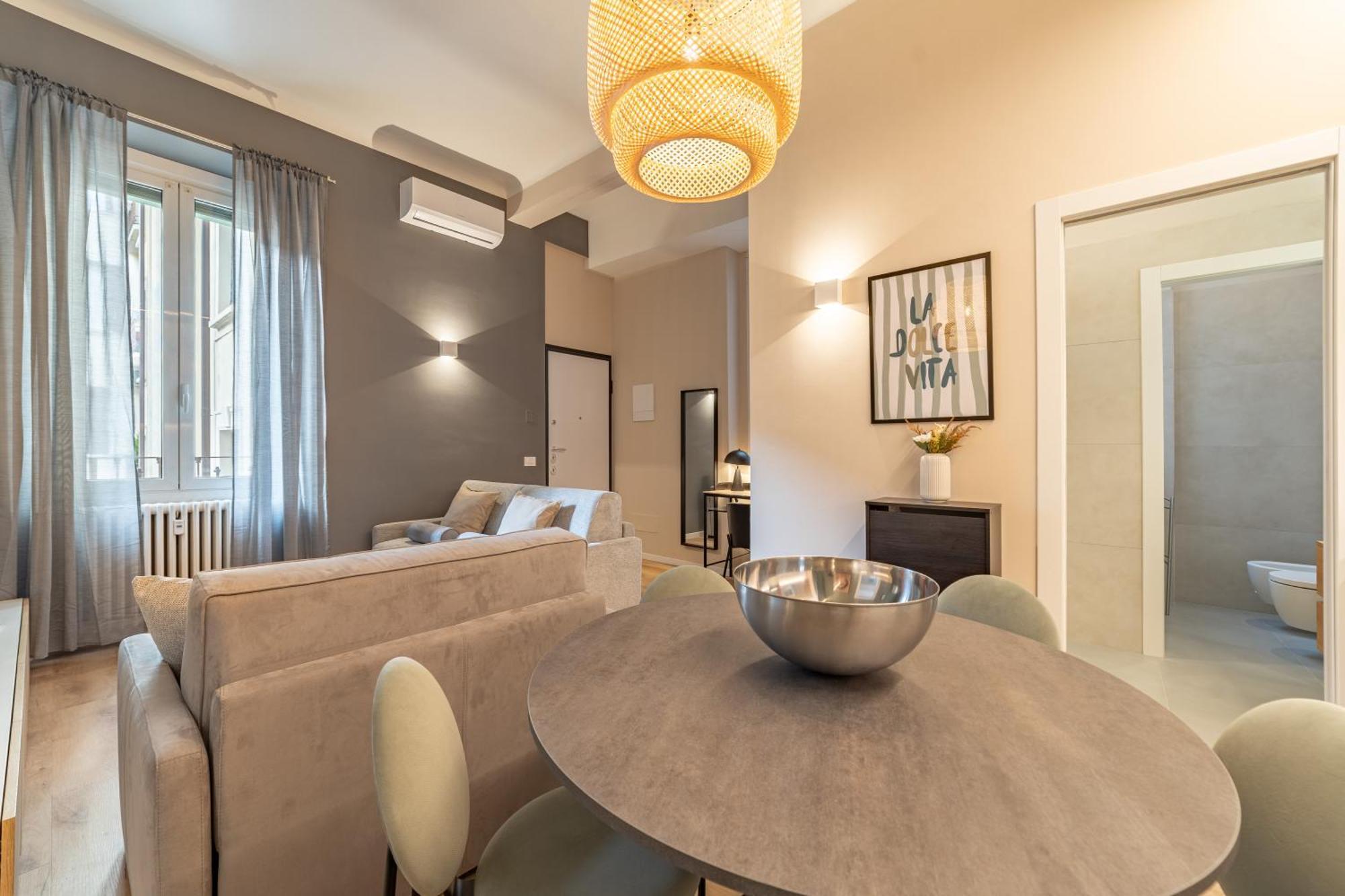 5' From Station, Elegance And Class Appartamento Milano
